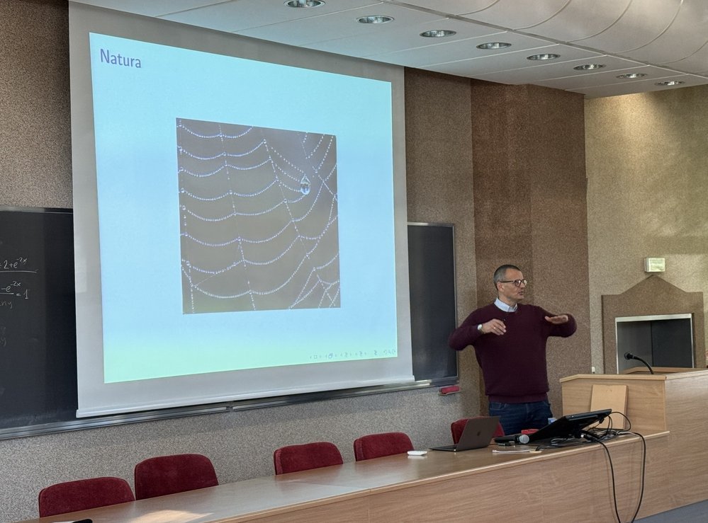 Lecture by Dr Maciej Czarnecki from the Department of Geometry 