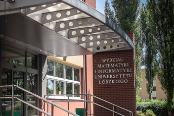 wejście do budynku