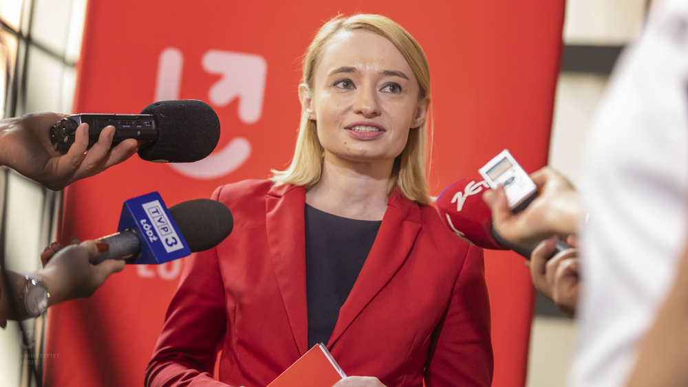 dr Agata Matuszewska Kubicz podczas briefingu z mediami na śniadaniu prasowym