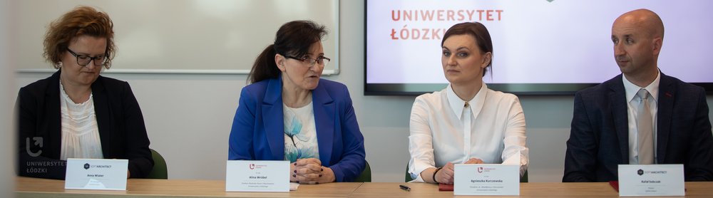 Signing of the agreement between the University of Lodz and SoftArchitect