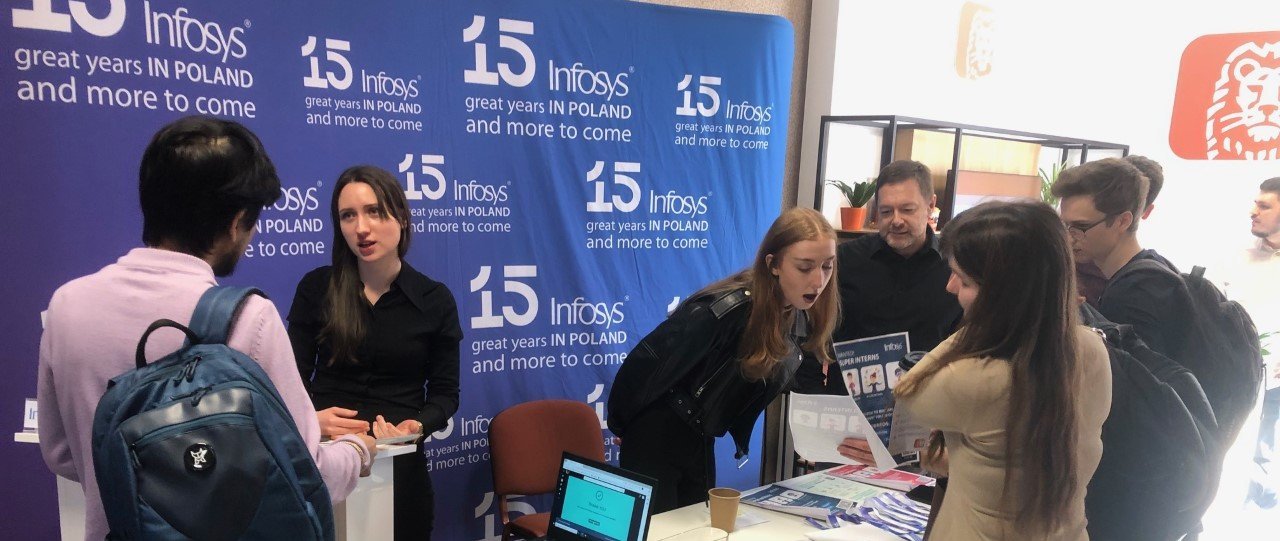 A group of young people at the job fair
