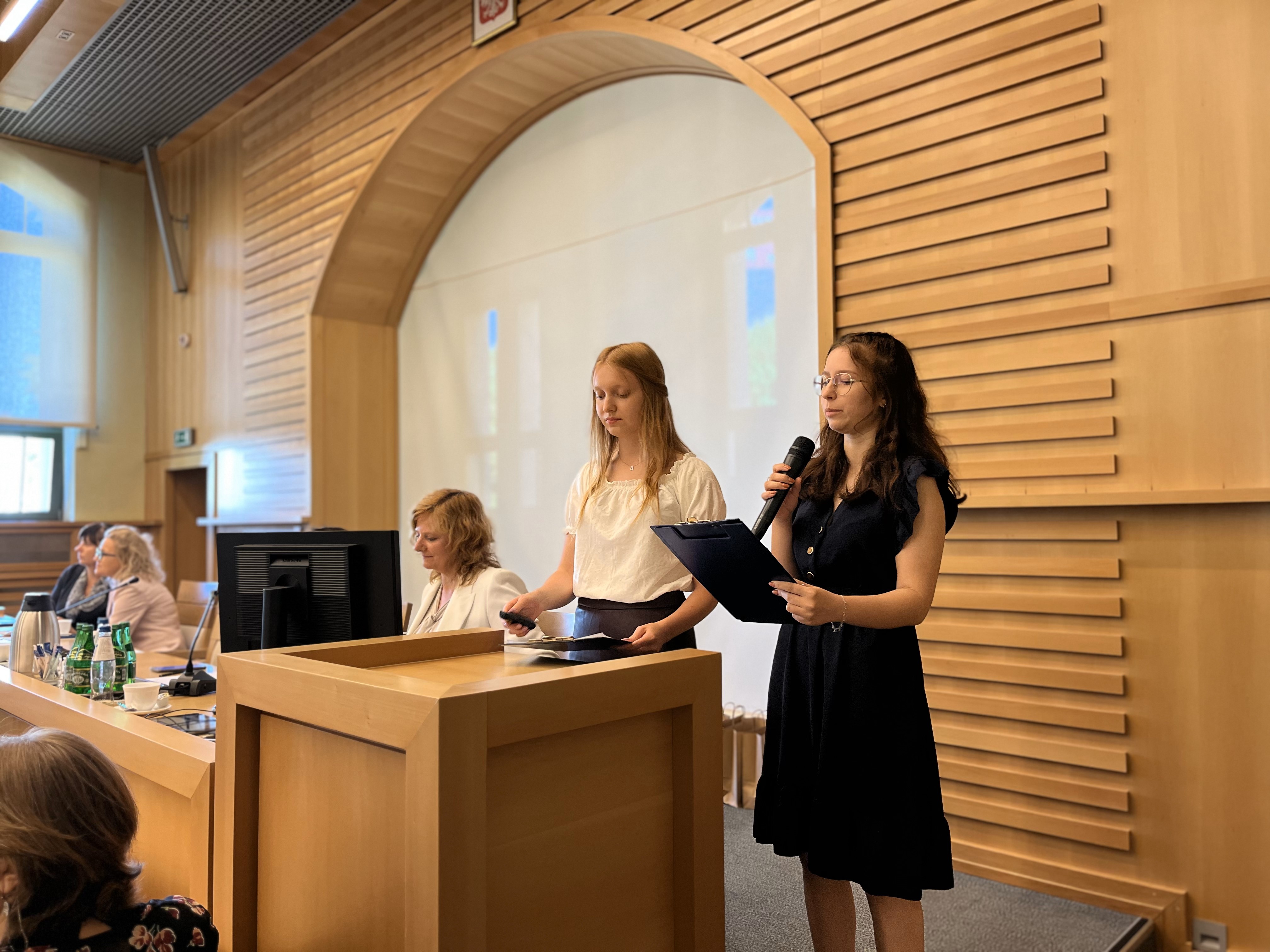 Ceremonial seminar summarising the 6th edition of the programme